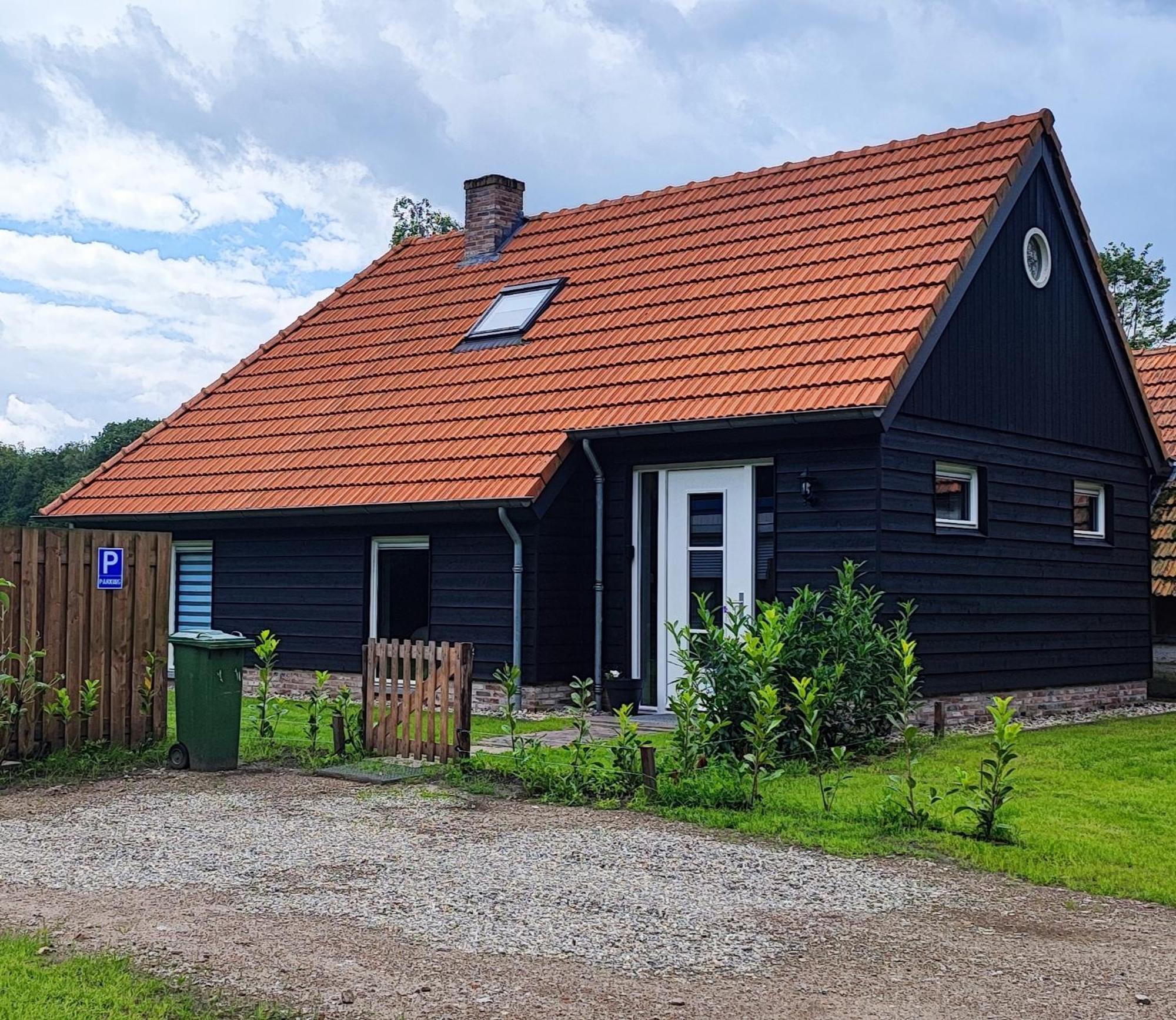 La Boheme Villa Nijeberkoop Bagian luar foto